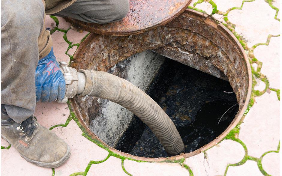 comment déboucher un wc bouché Osny